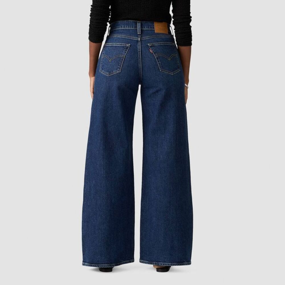Levi's Women's Wide Leg Jeans in Dark Blue Wash - Picture 3 of 3